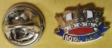 (298) small descret royal navy lapel badge naval united kingdom