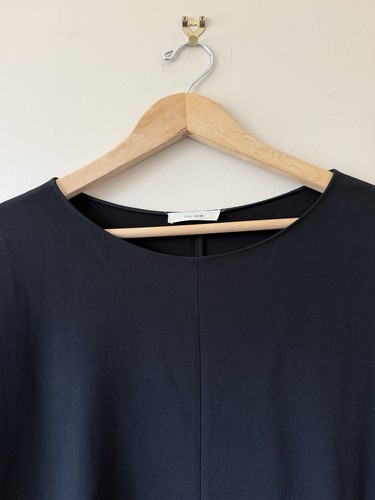 The row women wide - women’s, neck