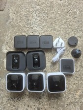 2 X Blinkxt2 Cameras.  3 X Blink Indoor Cameras.  Job Lot