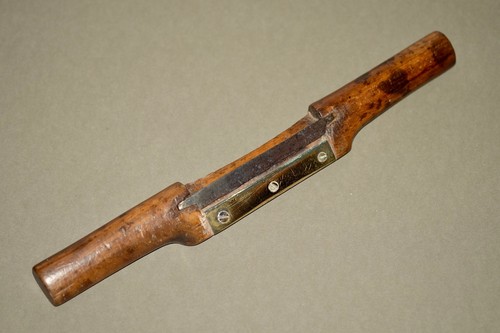 Wood bodied spokeshave with - wood,