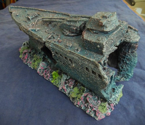 Hard plastic half - , battleship