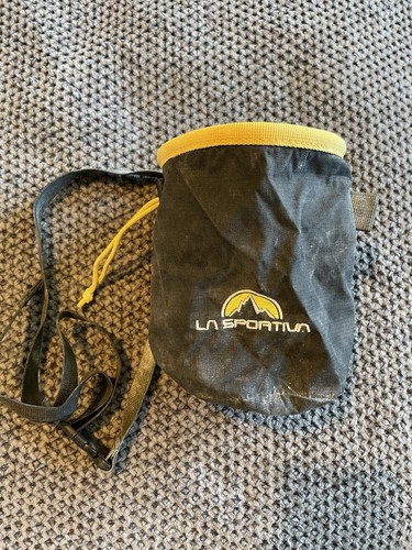 Sportiva chalk bag - la, and