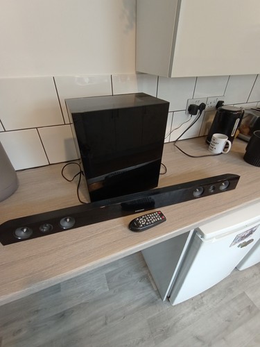 Samsung soundbar sub - &,