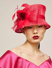 Irene Spotty Feather Occasion