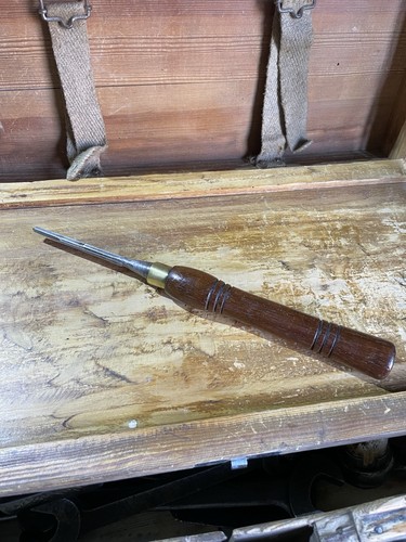 Vintage unmarked woodturning - vintage,