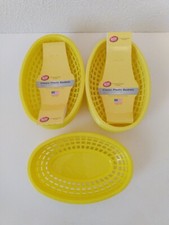 Table Craft Classic Yellow