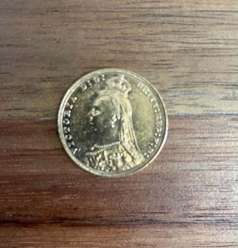 Queen victoria 1888 - queen, full