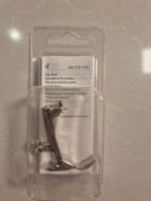 Bernina No4  Zip Foot 