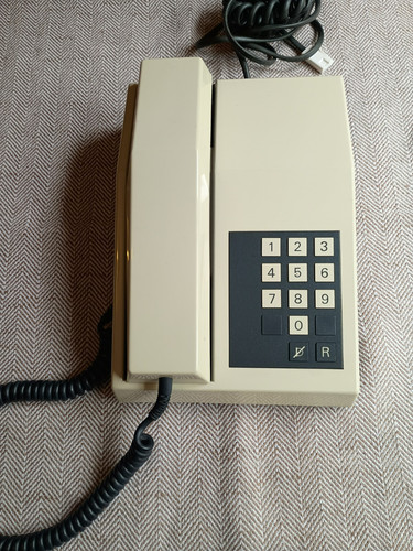 Vintage 1983 archive - vintage, bt