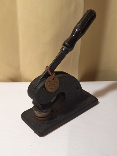 Vintage heavy cast iron - vintage,