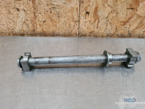 Rear wheel axle honda vtr - rear,