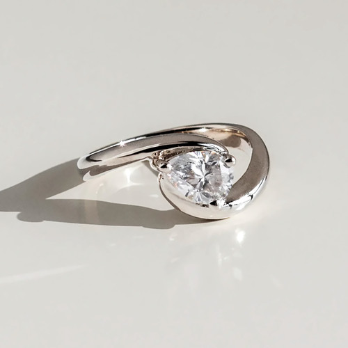 Diamond ring 14k white - diamond,