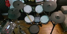 Roland TD-30K Drum Kit + Roland PM-10 + Stool + Extra CY-5 + HPhones (FANTASTIC)