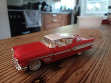 Road Champs Pontiac Bonneville Die-cast Model Excellent Condition 1:43 (1958)