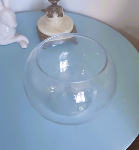 Large clear glass centrepiece - large,