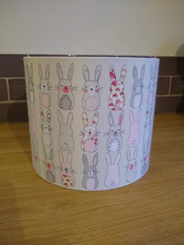 Pretty bunny rabbit lamp