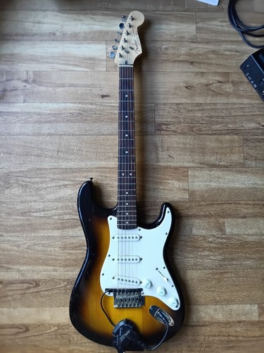 Roland guitar - gr-55,