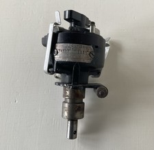 AUSTIN  DISTRIBUTOR LUCAS