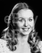 Liza Goddard 10x8 Photo
