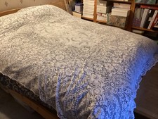 Vintage lace bedspread /