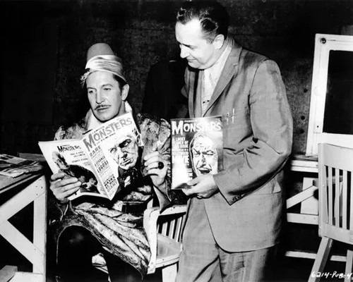 Vincent price looks - at, famous
