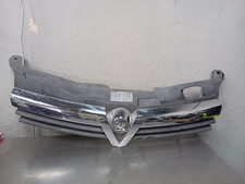 VAUXHALL ASTRA H 2005 MK5  FRONT GRILL & BADGE CENTRE CHROME GRILLE 13108471