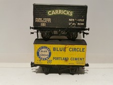 Peco OO Gauge 2 x Box Wagons