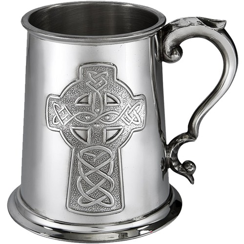 Pewter tankard with embossed - tankard,