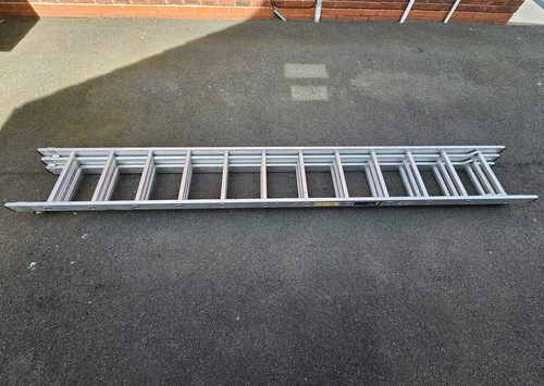 Aluminium extension ladder - extension,