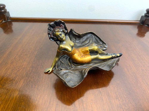 Bronze sculpture bathing - sculpture,