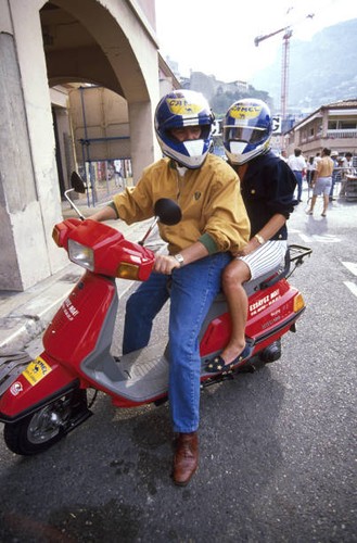 Derek warwick lotus - derek,
