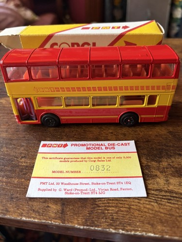Corgi metro bus potteries - metro,
