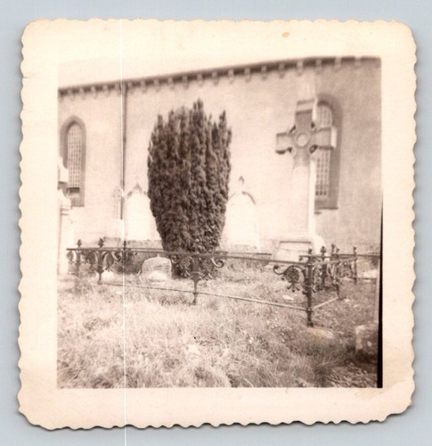 1947 cemetery photo celtic - 1947,