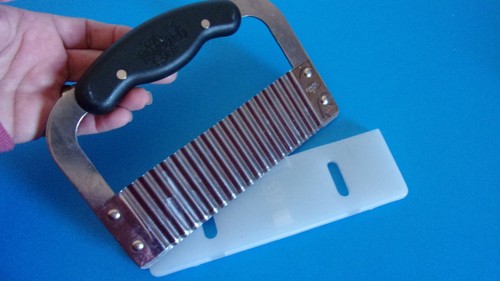 Pampered chef hand held - hand,