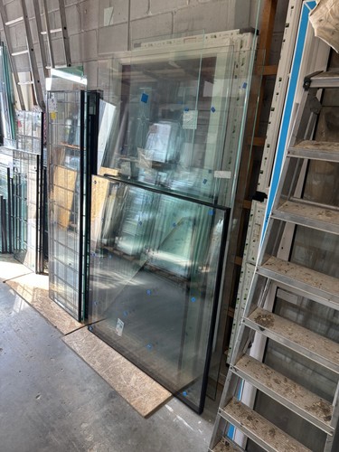 10mm toughened glass - 10mm,