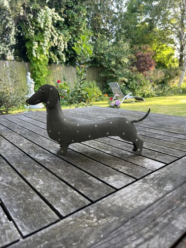 Tin metal dachshund wiener - metal,