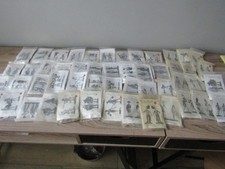 ROSE MINIIATURES 54MM METAL