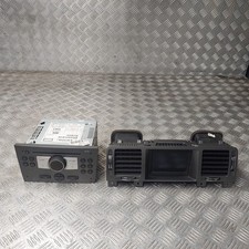 Vauxhall Vectra Turbo V6 2006 radio stereo CD player & display screen unit
