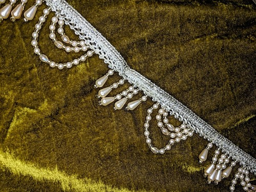 1yard dull gold beads - dull,