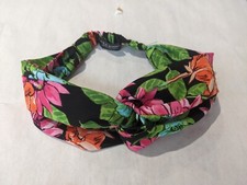 PRINTED TURBAN-STYLE HAIRBAND from ZARA: COLOUR: GREEN: SIZE: S_M