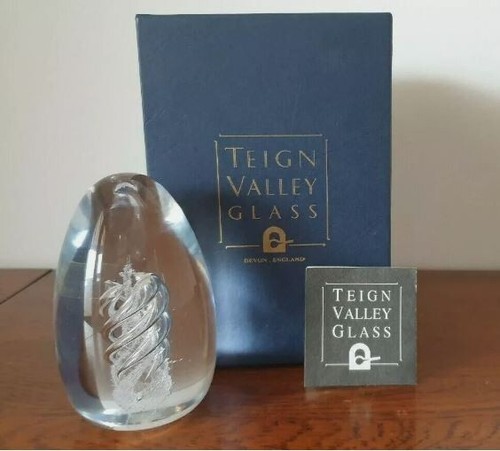 New box teign - in,