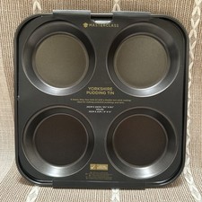 MasterClass Non-Stick 4 Hole