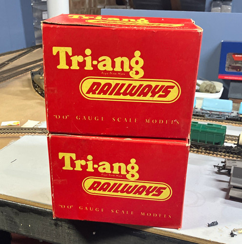 Tri ang railways r76 - railways, gauge