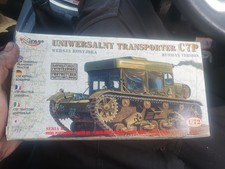 * Universal Transport Tractor, Russian Version Scale 1:72 Mirage model kit 