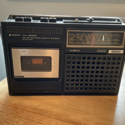Sanyo model m2420 radio - sanyo,