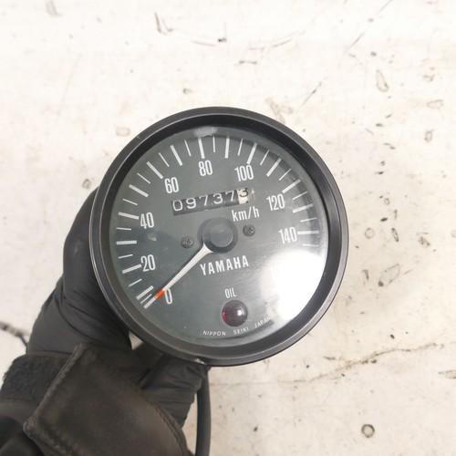 Yamaha 200 speedometer - rd,
