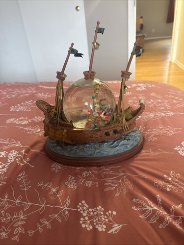 Disney peter pan captain hook - peter,