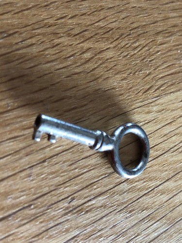 1900s small box - , key