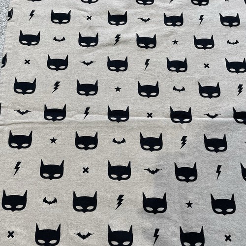 Batman print beige and black - and,