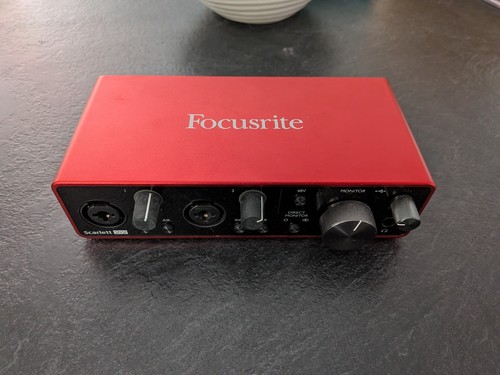 Focusrite scarlett 2i2 usb - 2i2,